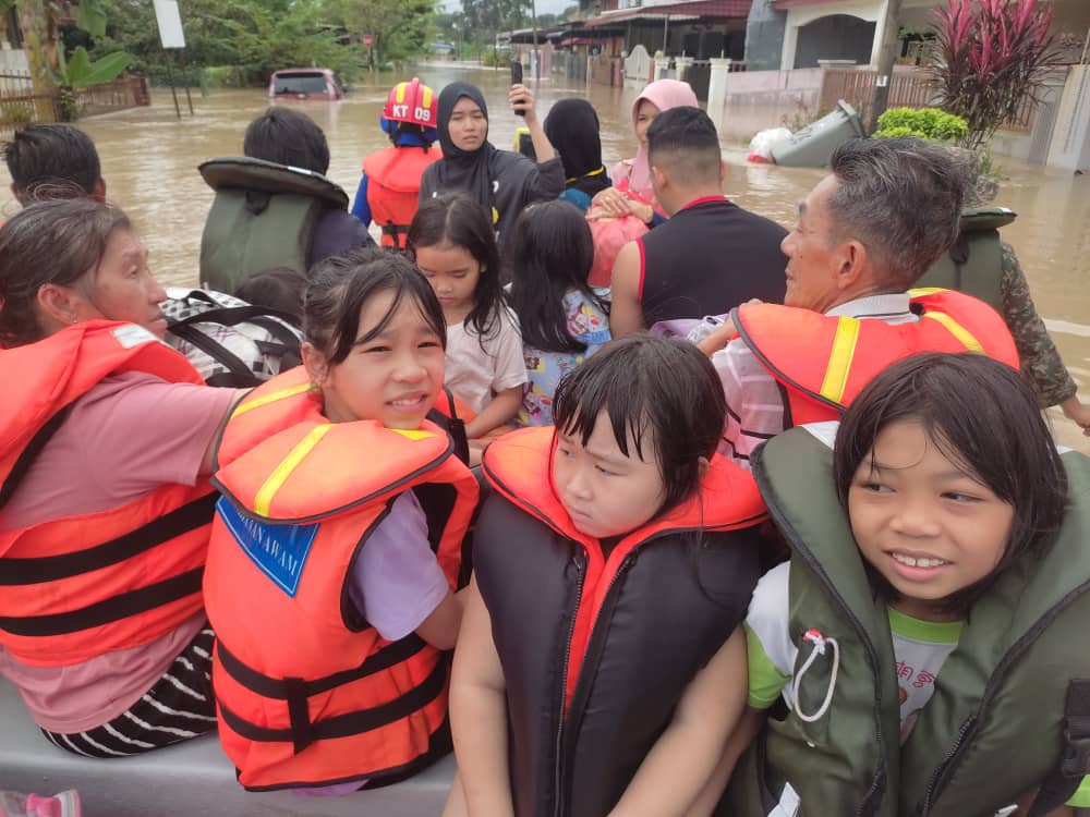 柔：柔州7县陷入灾情 截至下午6时共有7614名灾民