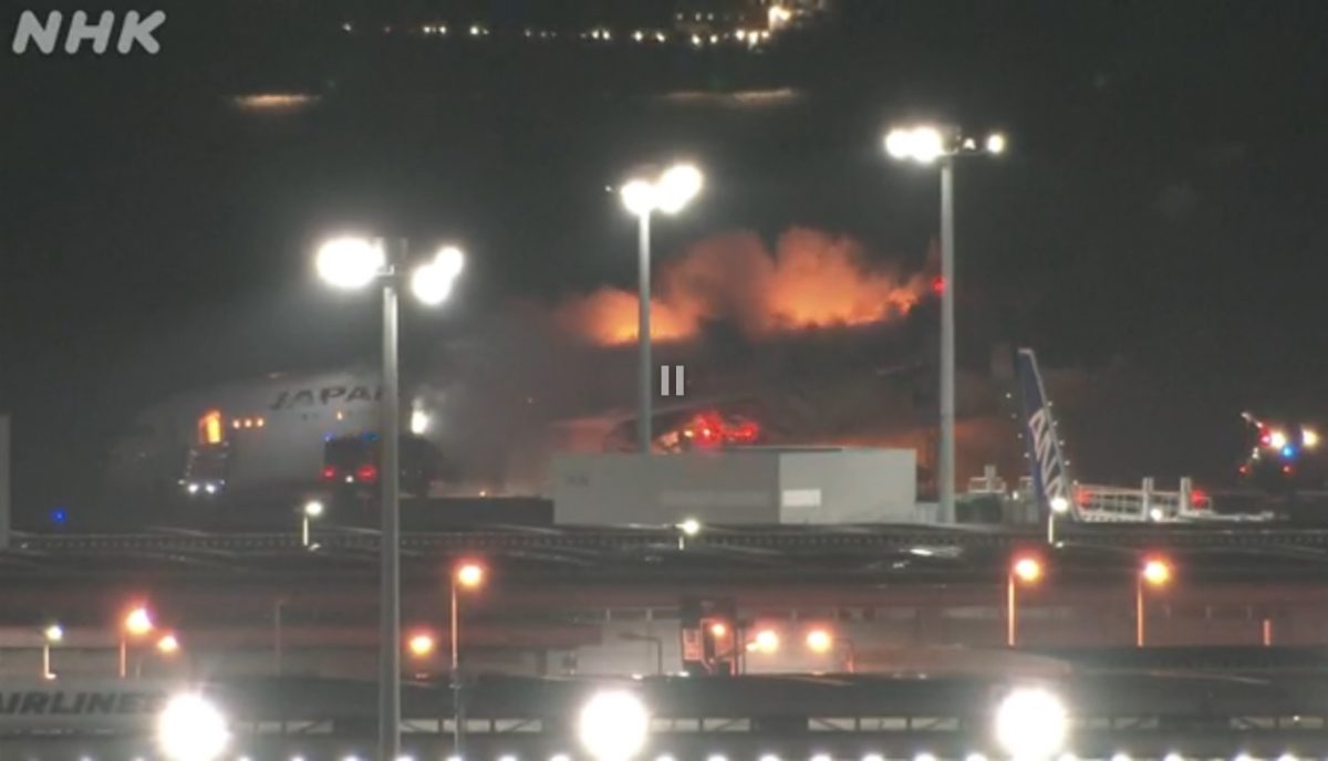  载367乘客客机在羽田机场跑道著火 消息：撞海上保安厅飞机