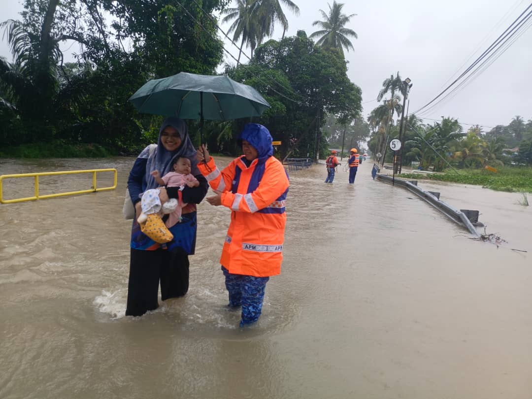 （已签发）柔：气象局预测10县仍下雨，柔灾情是否恶化有待观察