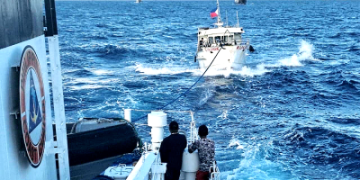 China holds navy, air patrols in South China Sea