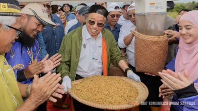 阿邦佐：马币若续跌米价涨 . 砂增稻米产量应对