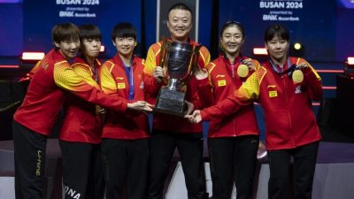世乒赛女团决赛   中国3比2险胜日本   陈梦感谢孙颖莎夺2分
