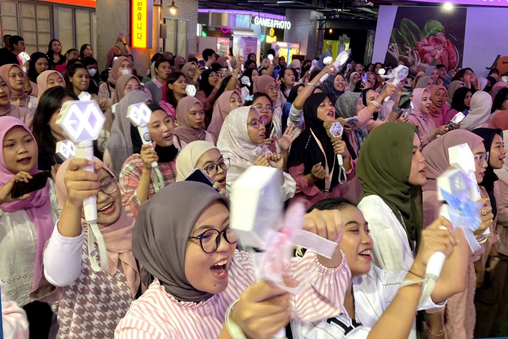 印尼政客用K-pop吸引年轻人、女性选票