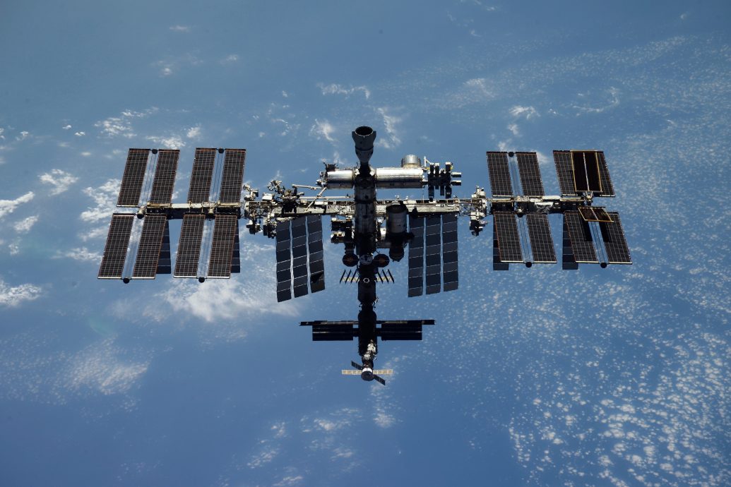 国际太空站俄罗斯舱段漏气 俄指不影响安全