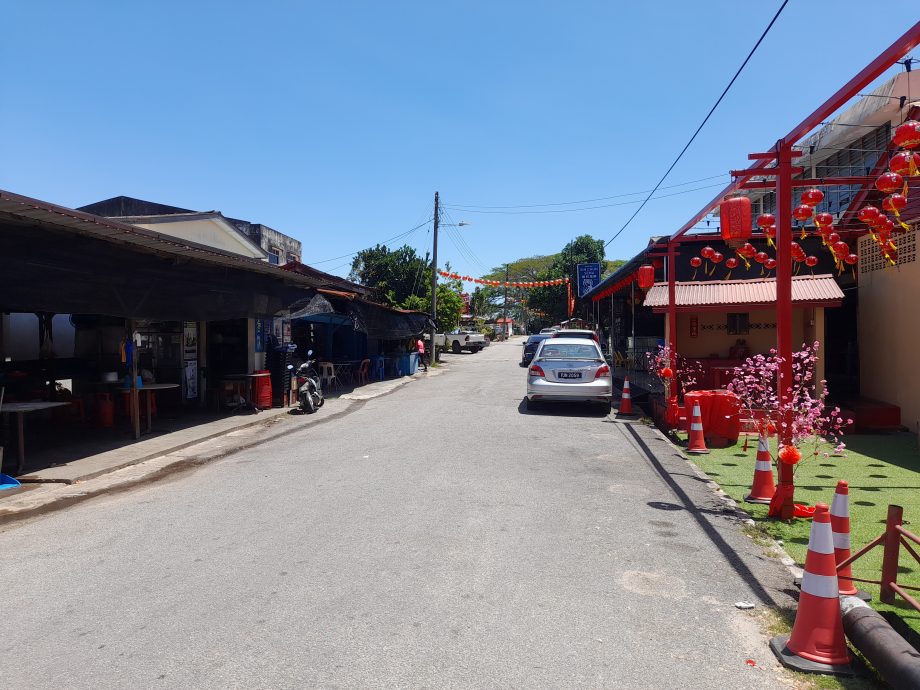 封面文（大北马）热浪来袭：波各先那太热了！新村居民1pm后躲在家避暑