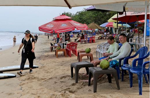 峇厘岛周三起征收45令吉旅游税