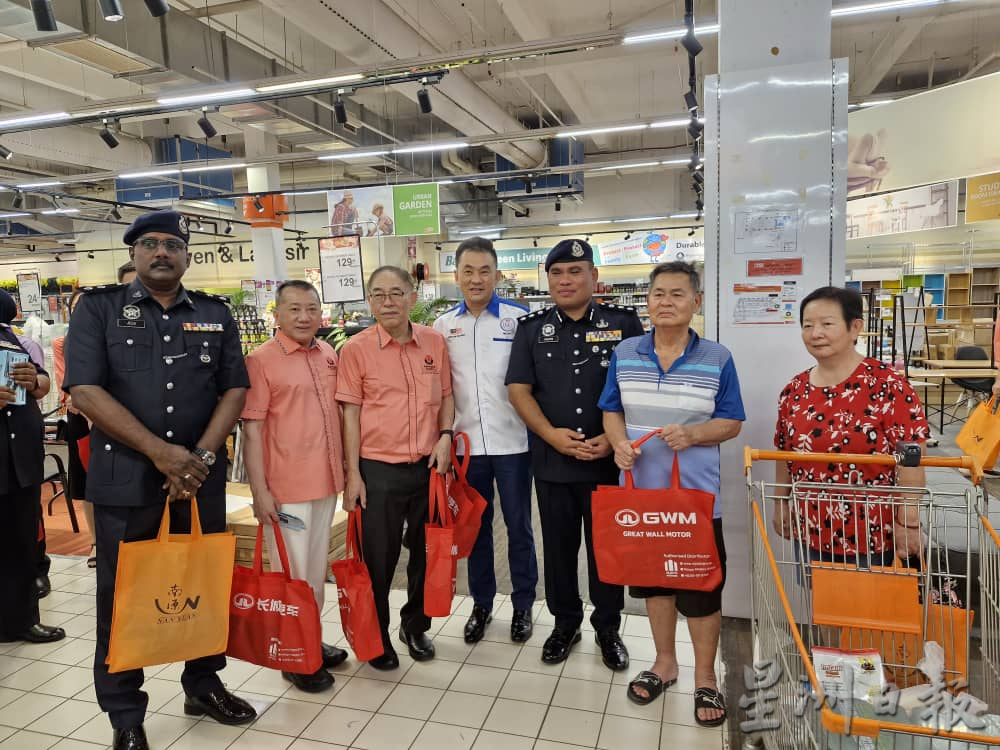 柔：新闻：峇林：警民透过VSP加强联系   共同提升社区安全  