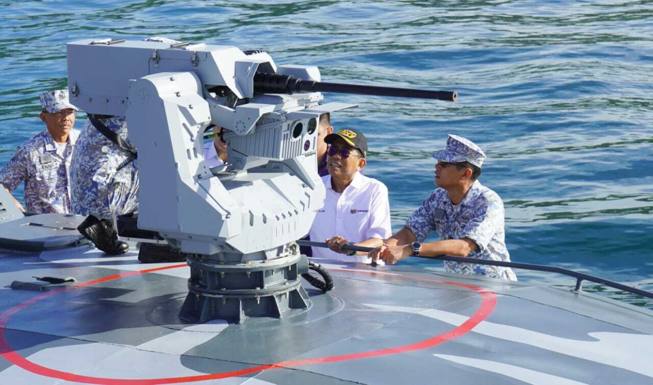 派沙巴加强安保  海军接收4快速拦截艇