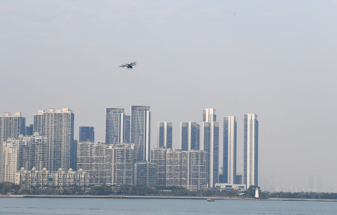 深圳“空中德士”eVTOL跨城首飞 到珠海仅需20分钟