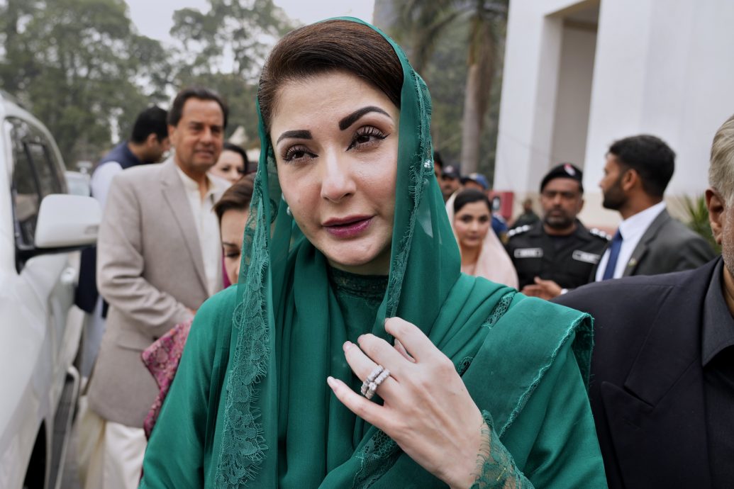 看世界 巴基斯坦前总理之女 当选全国首位女性省长