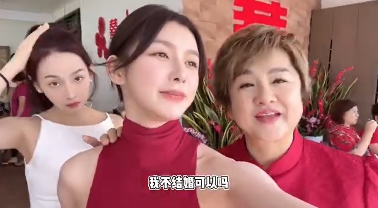 蔡卓宜问“不结婚可以吗?” 妈妈暖回一句惹泪目- 娱乐- 大马娱乐