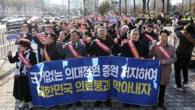 韩国政府给“3天”期限 若医生周四前返岗将不追究责任