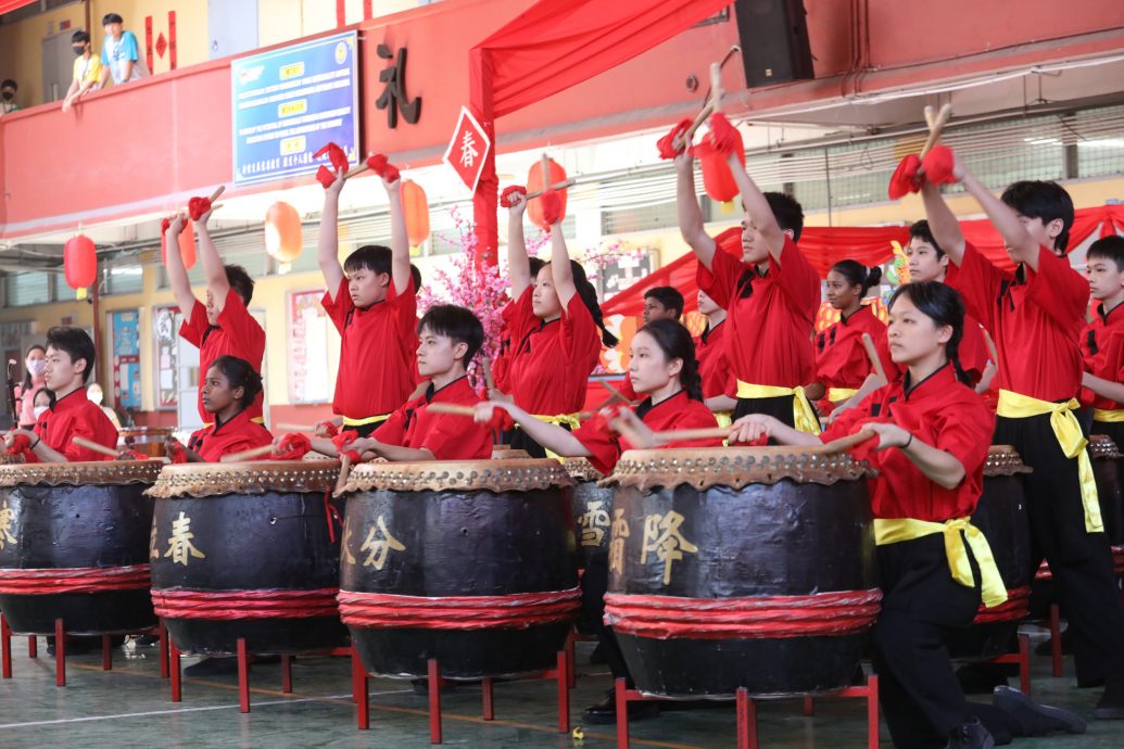 （早报头）大都会/吉隆坡中华国民型华文中学举办2024年甲辰挥春暨新春庆典