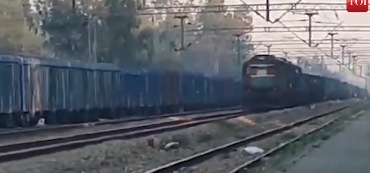 （有视频）火车“落跑” 无人驾驶以100Kmph飞驶70公里才被拦下