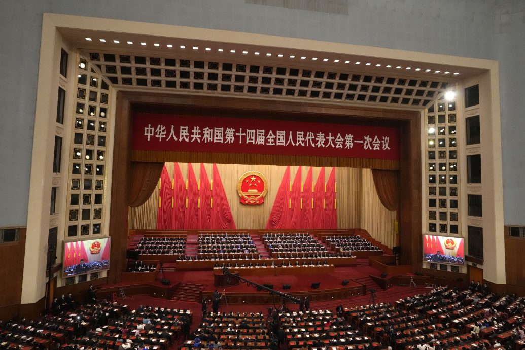中国全国政协会议开幕 | 刘结一：整体回升向好 中国经济持续增强