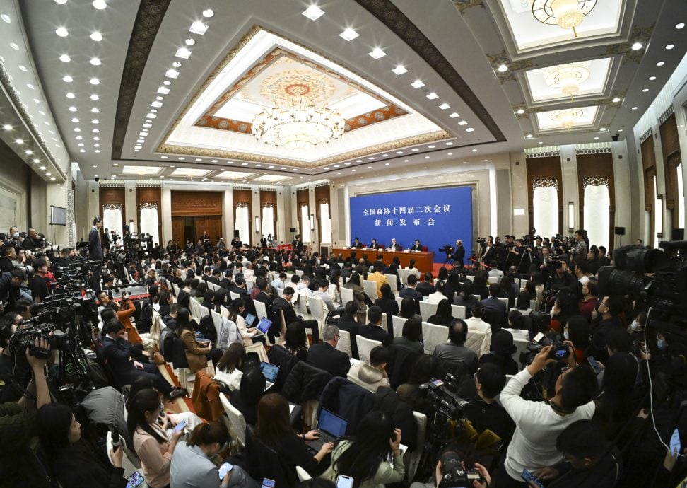 中國全國政協會議開幕 | 劉結一：整體回升向好 中國經濟持續增強