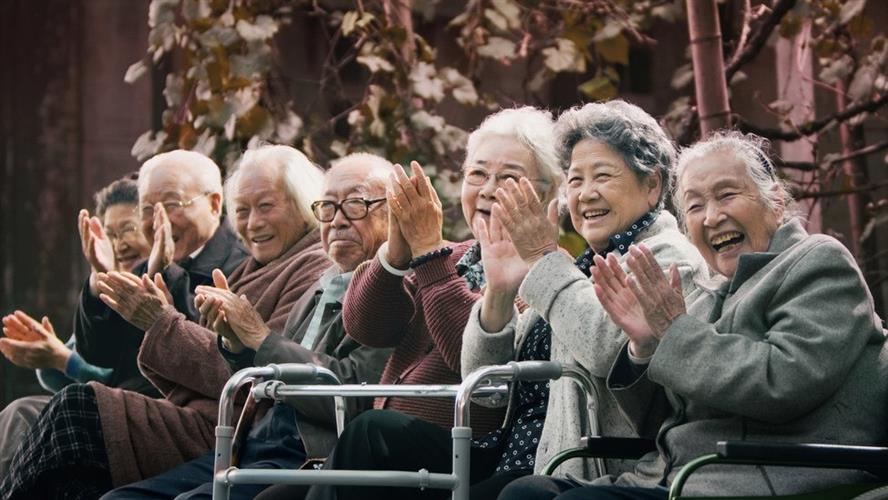 中国老年人口逾15% 养老科技取代人力成话题