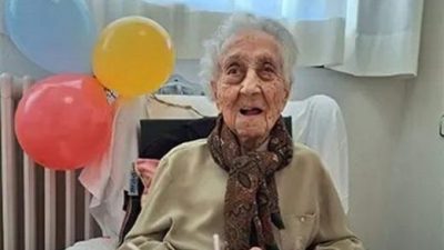 全球最长寿老妇 欢庆117岁生日