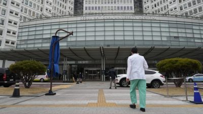 韩国7000名离岗医生 将被吊销执照 处分不可逆