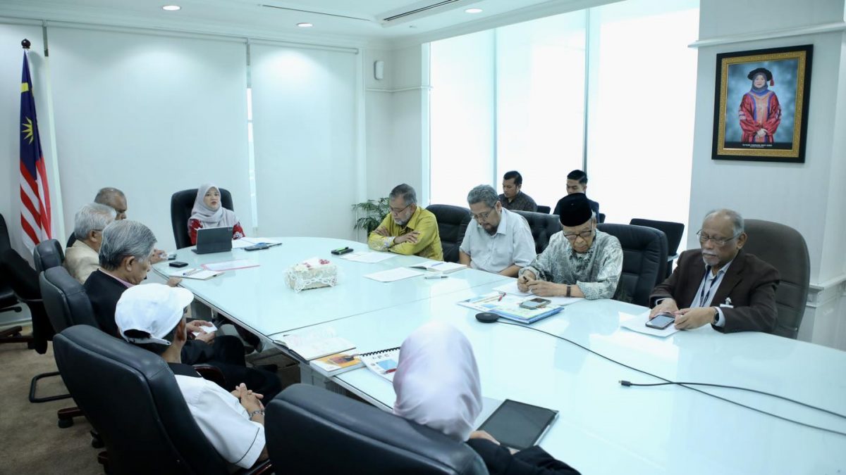 教长：10月办马来语及文学大会  首相开幕