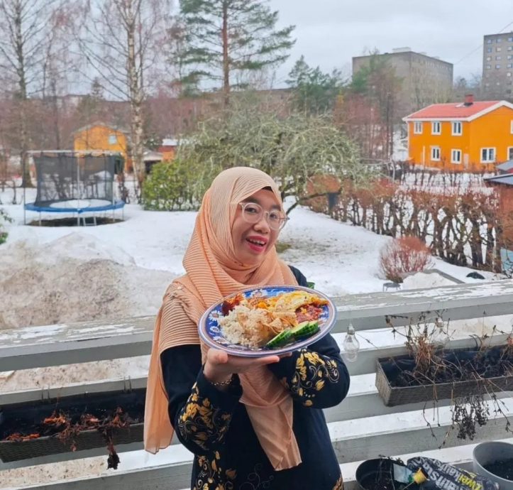 旅居挪威女子发起“国际椰浆饭日” 获四面八方大马人响应