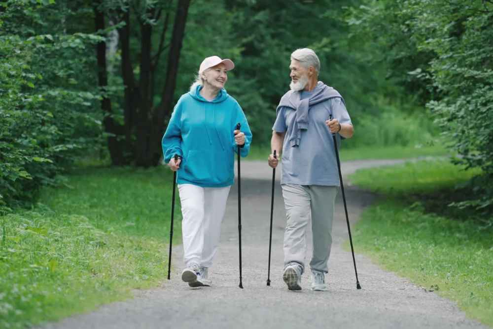 每周3次步行5000步　研究：男生多活2.5年、女生延寿3年