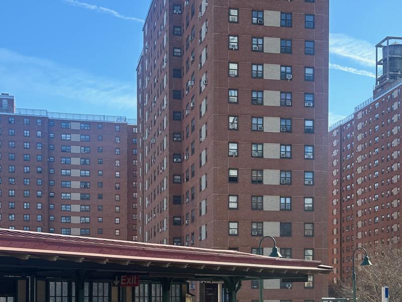 违规700次“纽约市最差房东”罕见遭下令逮捕…租客：像生活在地狱