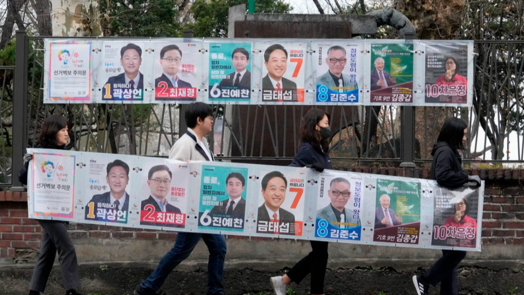 韩国国会选前惊爆投票所遭装监视器　一名直播主被捕宣称“要监督政府有无作票”