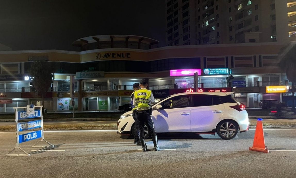（大北马）槟警周末二晚设路障取缔，开51交通罚单予违例者