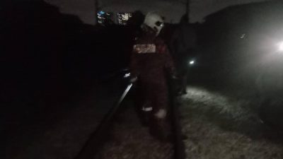 疑横跨KTM铁轨 3孟籍男遭火车撞死