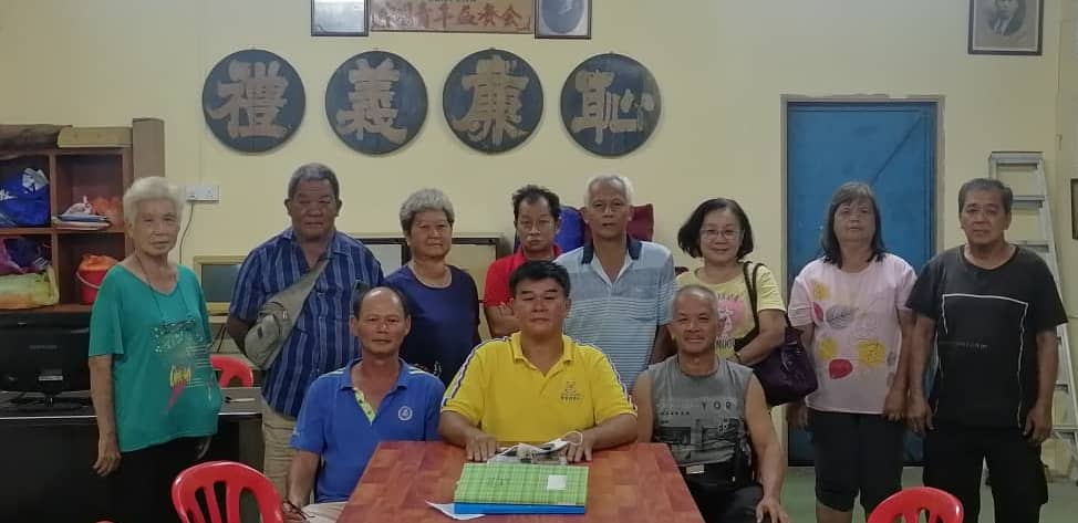 东:暹猛村委会与文冬卫生局联办健康检查