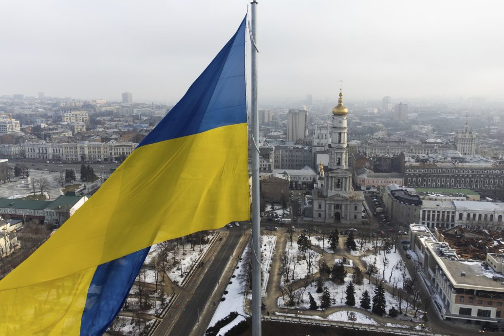 乌克兰暂禁海外适龄男性公民申请护照