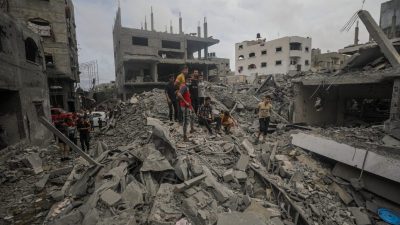 以色列密集轰炸 清除加沙地带废墟或需14年