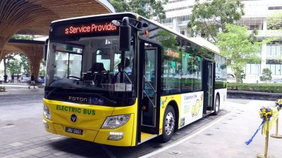 马新边境首个跨境电动巴士   获颁大马纪录大全