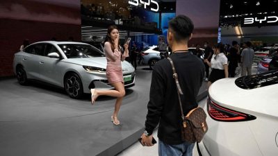 中国电动车市场“内卷” 仍受看好前景上涨