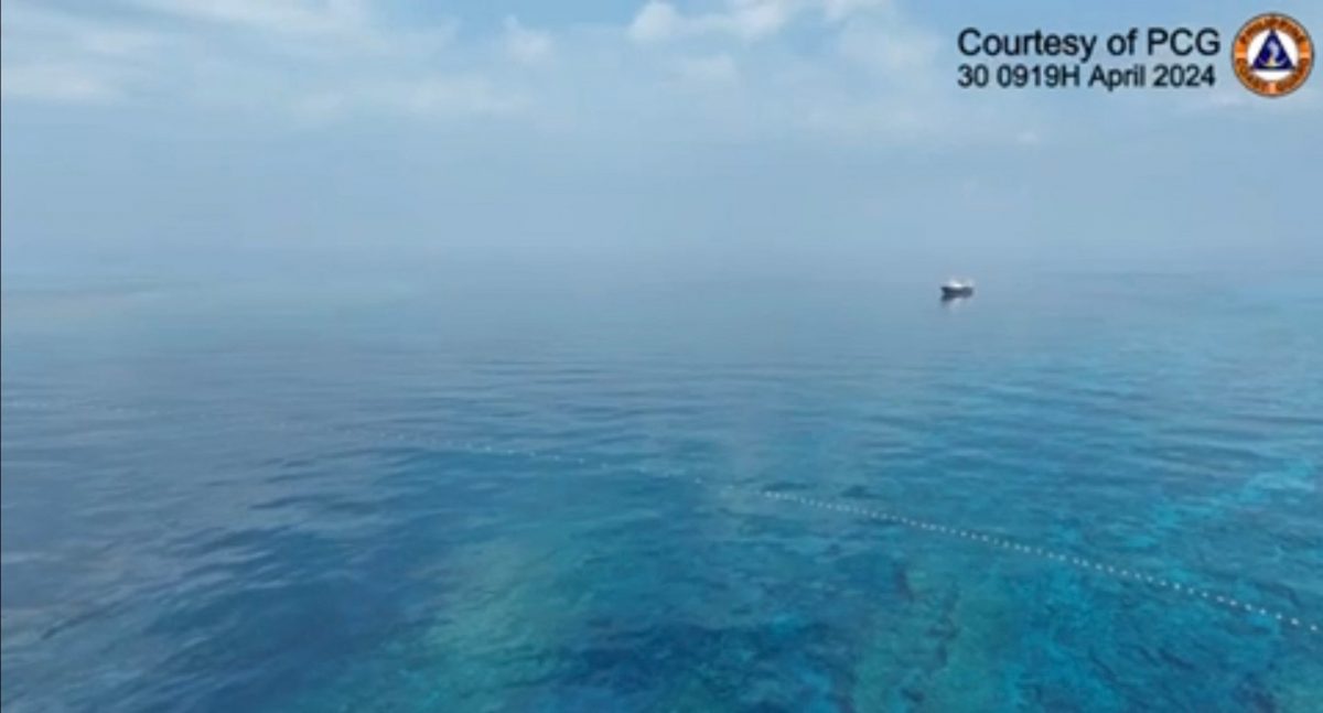 南海黄岩岛再起事端 菲律宾：中国海警朝菲船发射水炮