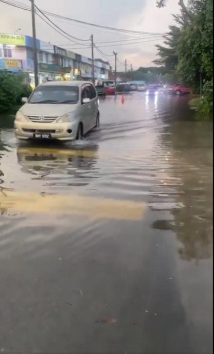 多图 | 昨豪雨巴生又水灾 居民苦求各界正视