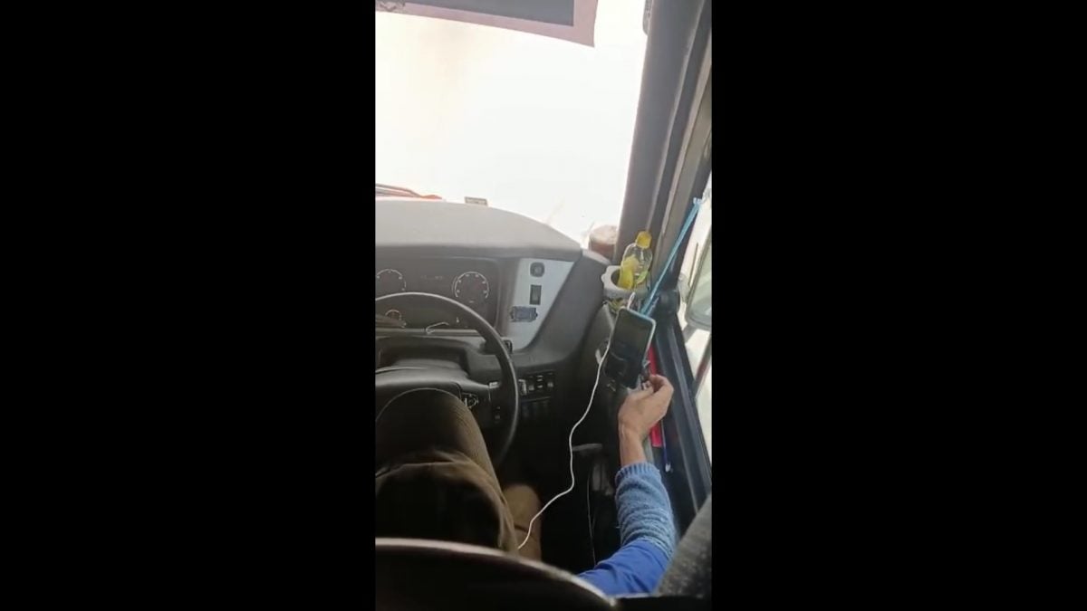 (大北马）开斋节安全行动 8长途巴士司机违反条例 3人手机开直播被逮