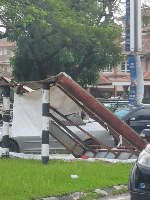 大都会/绿林镇半小时大雨淹水居民火大