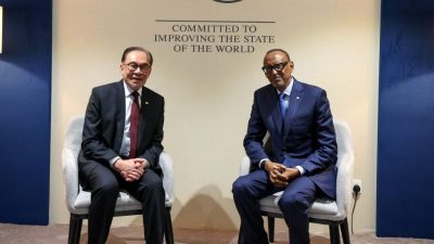 安华晤卢旺达总统   促进贸易拓展合作