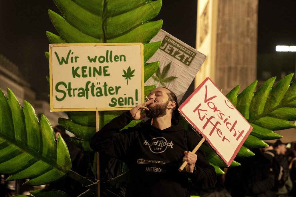 德国大麻合法化上路 医疗团体忧心年轻人健康