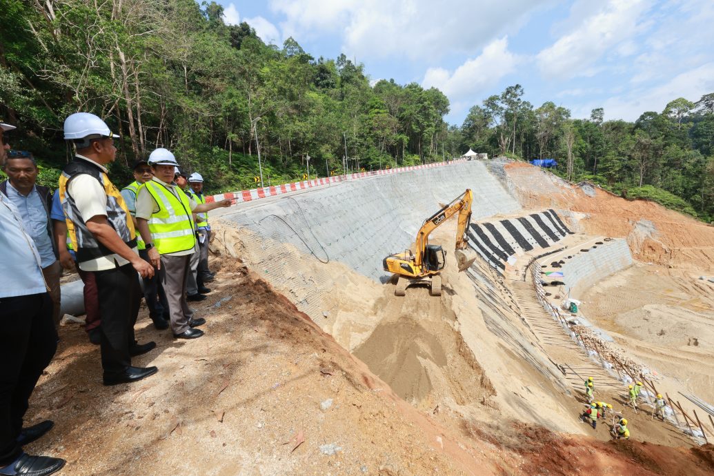 新古毛补选 | 峇冬加里—云顶路  修复工程达86% 料7月重开