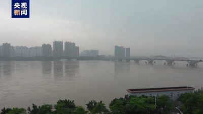 暴雨袭南粤   广东江西河水涨超警戒线