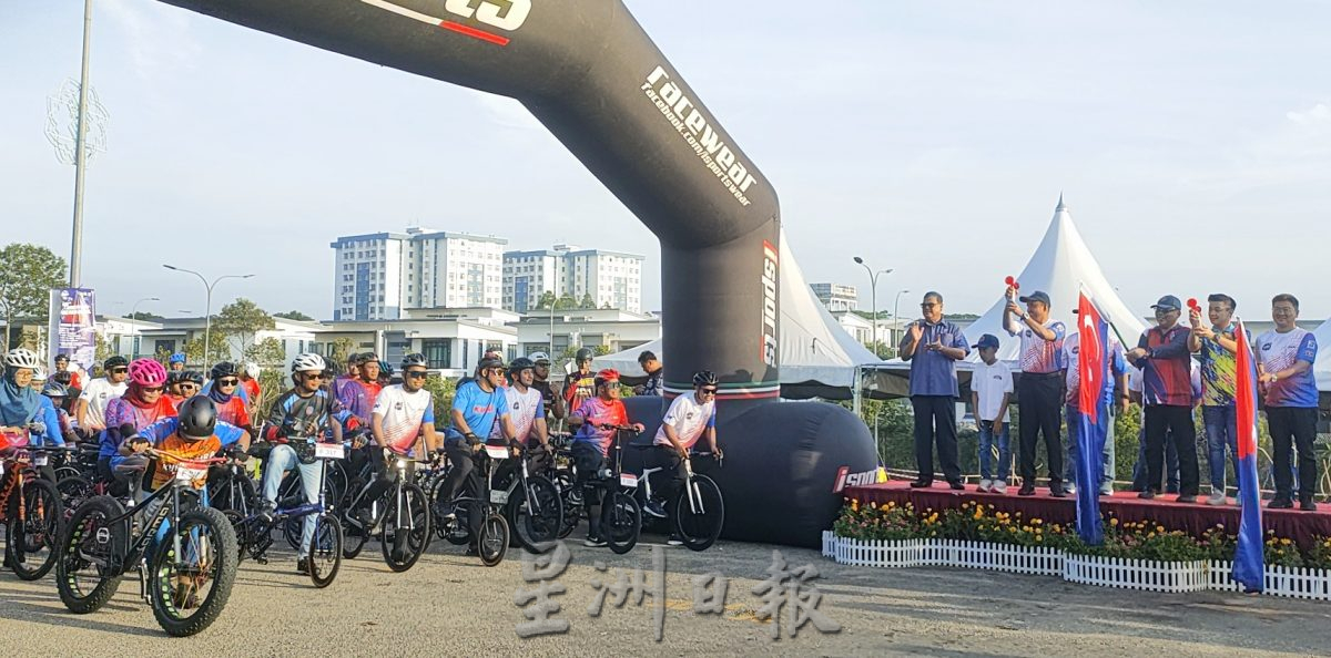 柔： 逾千名国内及新加坡骑手  参与古来骑行嘉年华