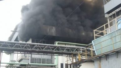 巴西古当油厂火患   无人伤亡