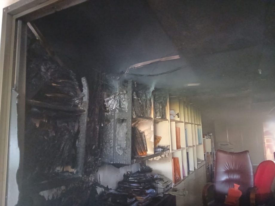 柔：文告：銮南峇路店屋发生火灾烧毁15%   所幸无人受伤