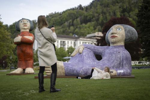 瑞士巴德拉格兹露天雕塑展登场