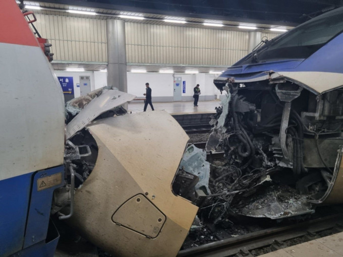 看世界)首尔车站列车追撞出轨4伤　287名乘客吓坏