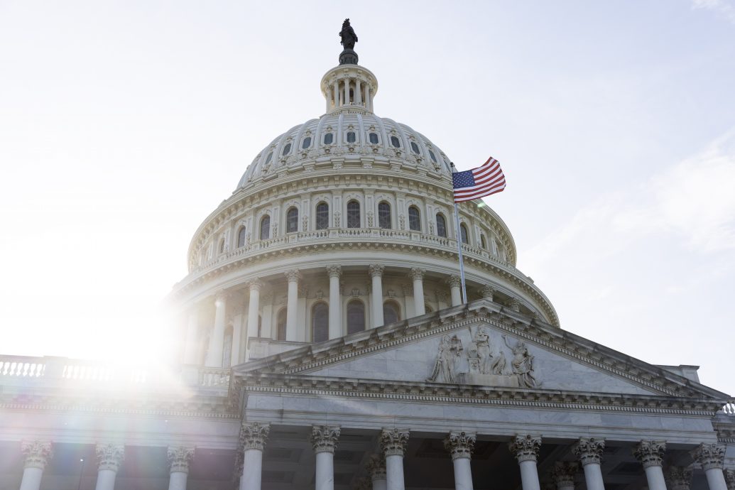 美国参议院推进外援法案  包括可能封禁TikTok议案