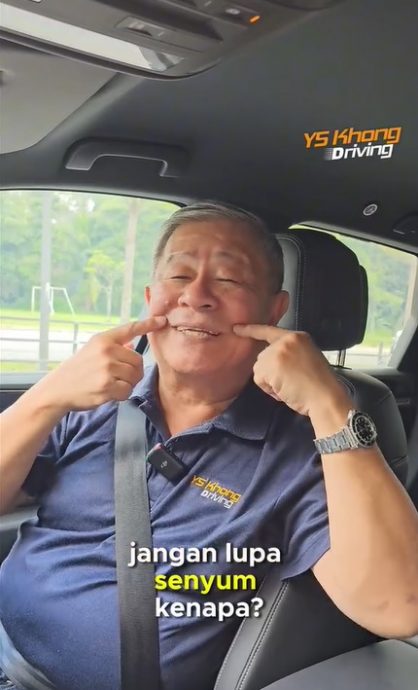 视频|不要忘记微笑！退役车王授招避免公路纠纷！